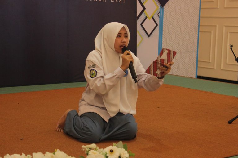 Pekan Pustaka STAI Al-Anwar: Pasar Raya Literasi dan Lomba Cipta Baca Puisi Meriahkan Hari Kedua