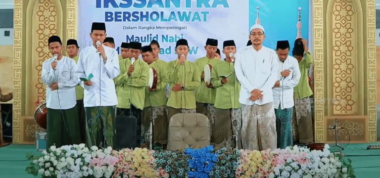 Menjalin silaturahmi: Ratusan Santri Sumatra Berkumpul di Gedung Sport Center STAI Al-Anwar